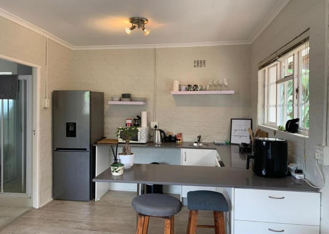 Crinum House And In Bloubergstrand * Cape Town