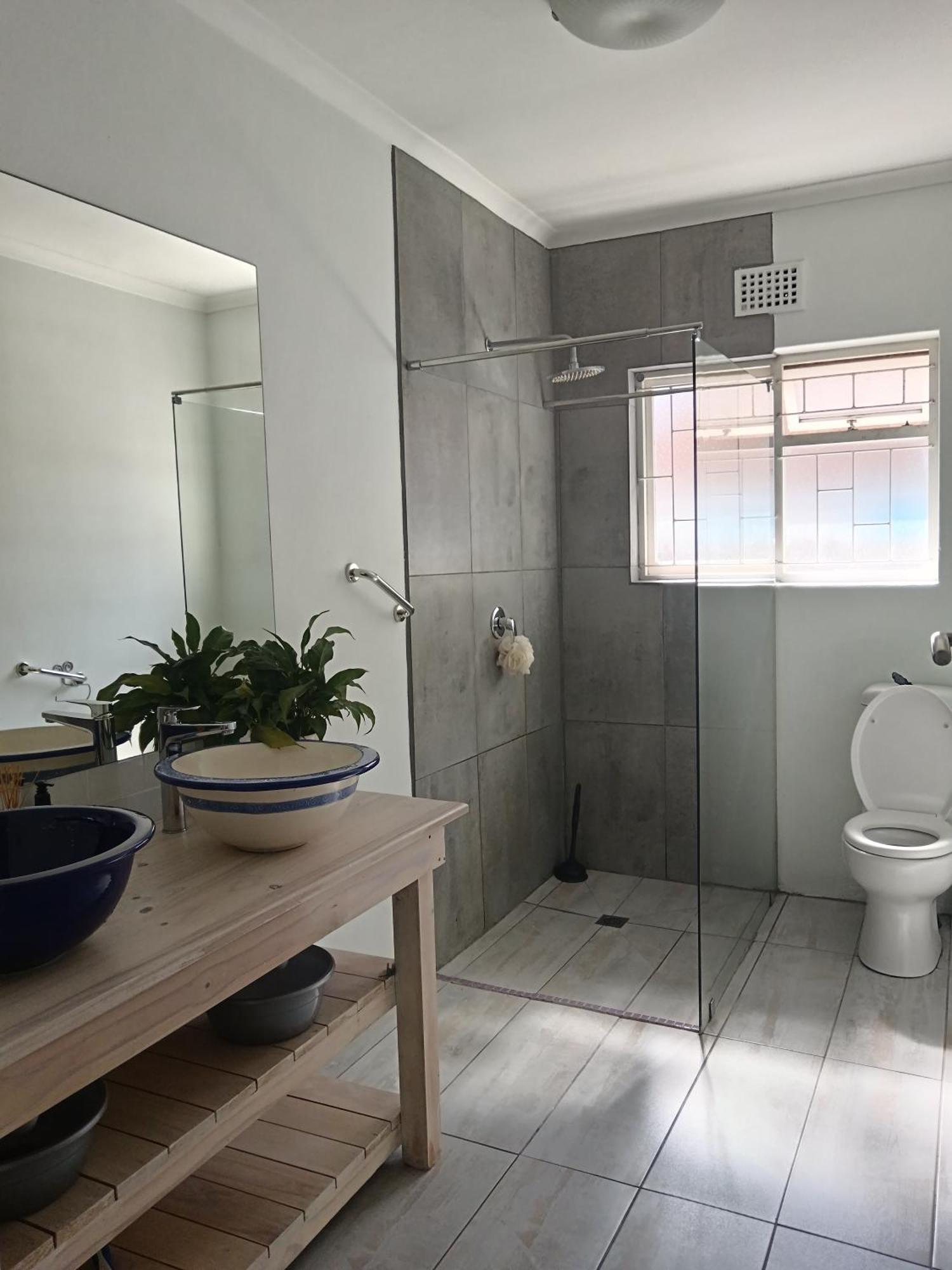 Crinum House And In Bloubergstrand Holiday home *