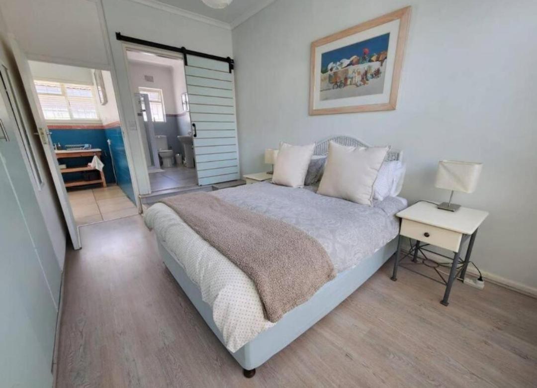 Crinum House And In Bloubergstrand * Cape Town