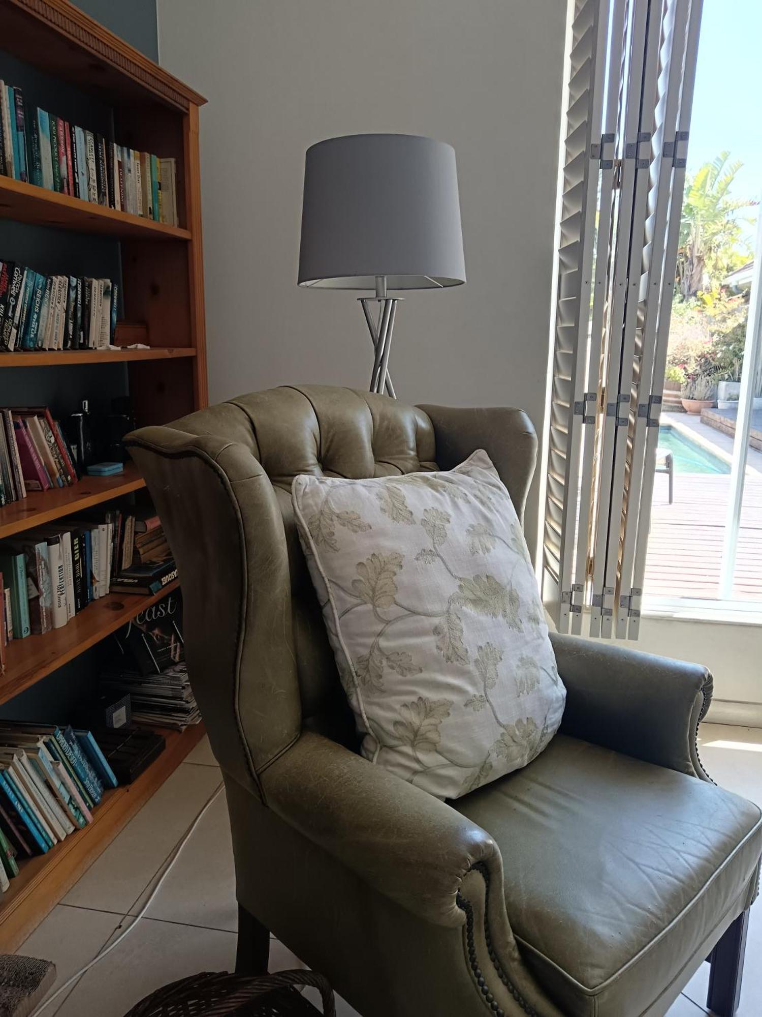 Crinum House And In Bloubergstrand Cape Town